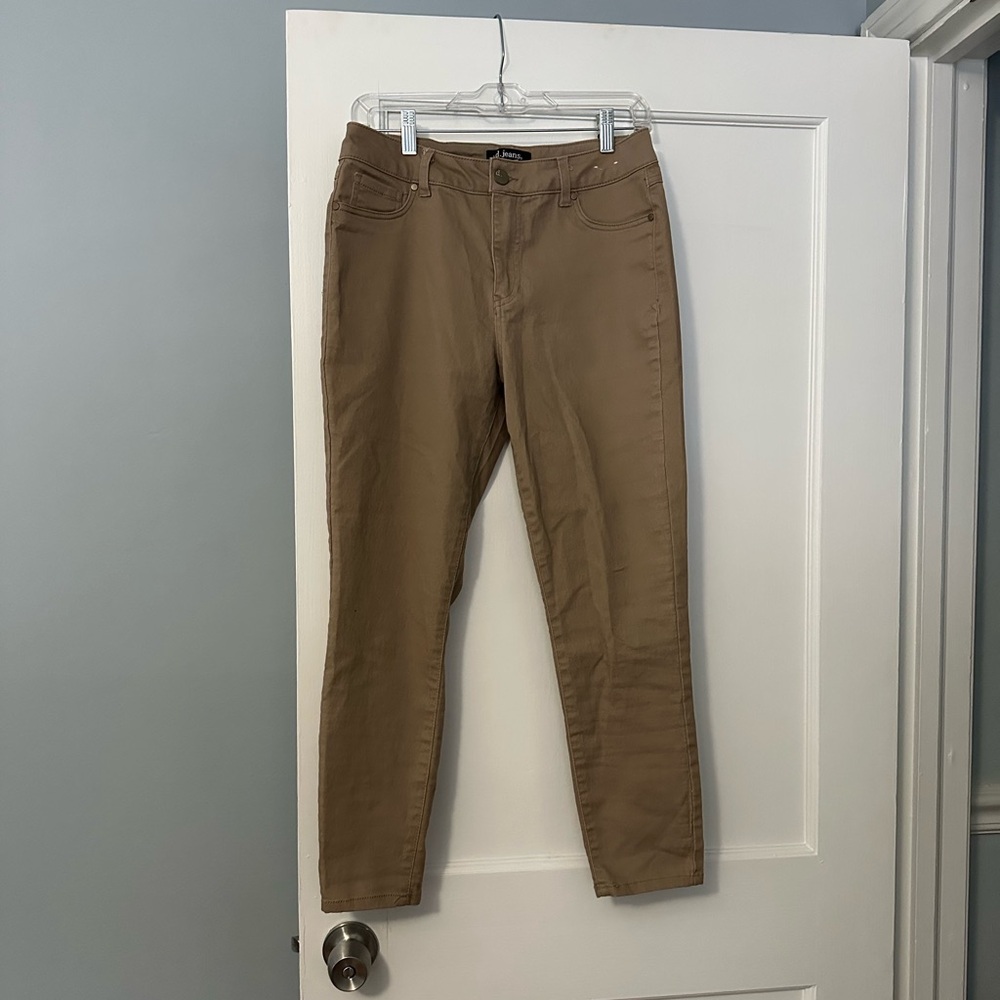 D. Jeans Khaki Pants (fit like an 8)